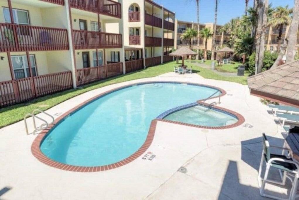 סאות' פאדרה איילנד 1St Floor 2 Bd 2 Ba Condo W Beach View& Pool מראה חיצוני תמונה